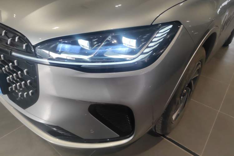 Used Lincoln Corsair 2024 1.5T Two-Wheel Drive Deluxe Hybrid Version