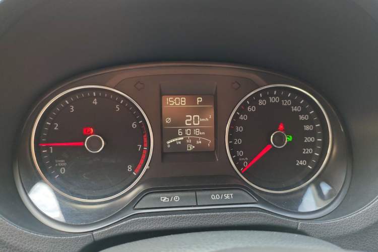 Used Volkswagen Polo 2016 1.6L Automatic Comfort Model