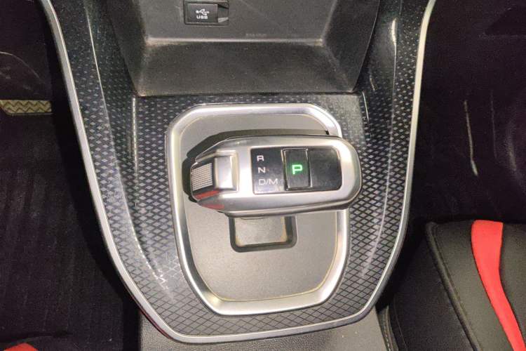 Used Haval M6 2023 PLUS 1.5T DCT Elite Smart Connectivity Model
