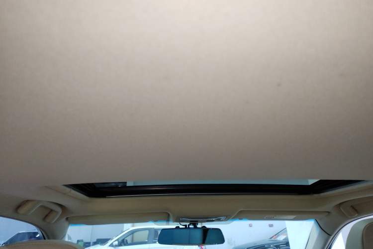 Used Toyota Camry 2016 2.0G 10th Anniversary Leading Edition
