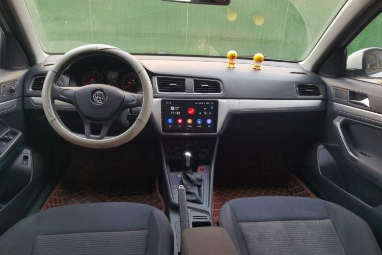 Used Volkswagen Lavida 2015 1.6L Automatic Fashion Edition
