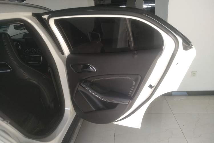 Used Mercedes-Benz GLA 2017 GLA 200 Fashion Model