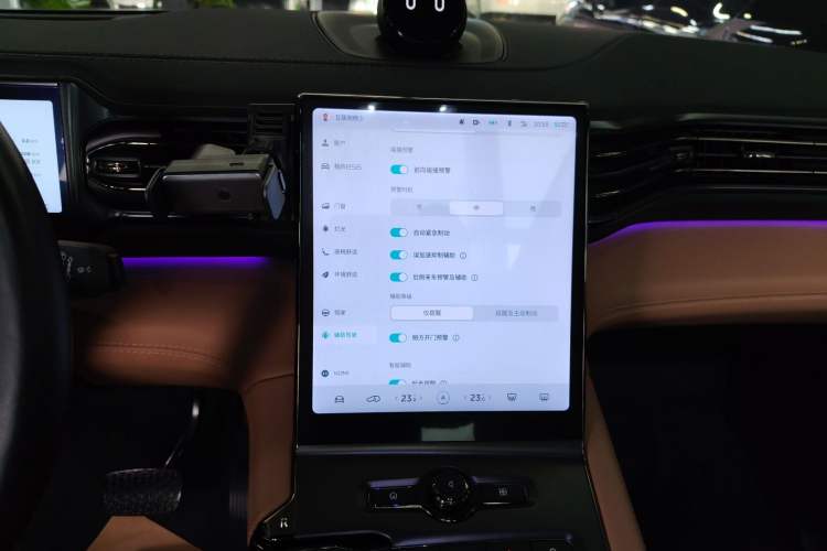 TDK.VehicleDetails.img