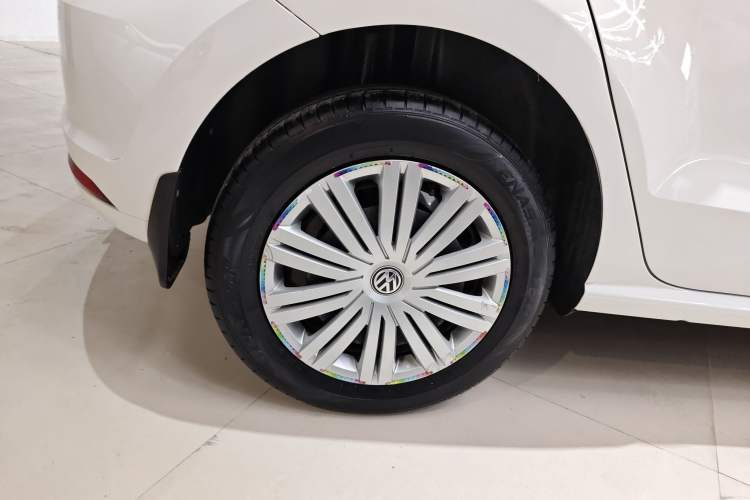 Used Volkswagen Polo 2016 1.6L Automatic Comfort Model
