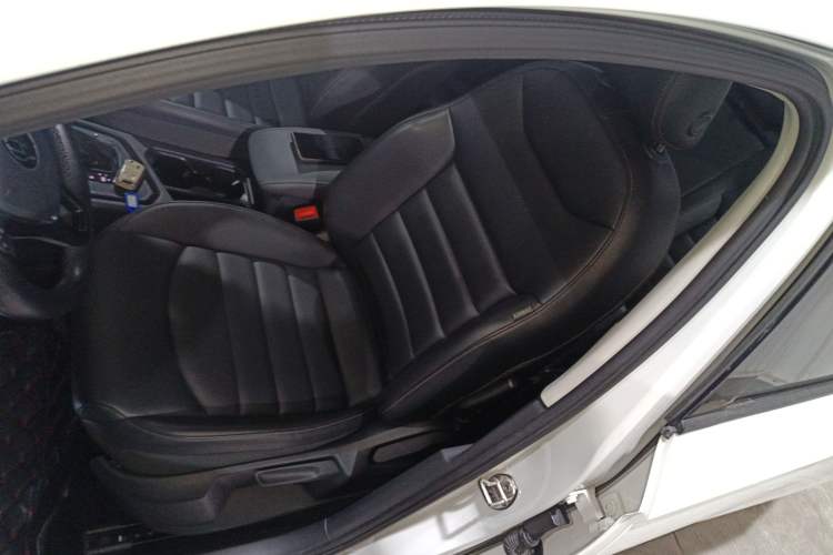 Used Volkswagen Tharu 2021 280TSI Two-Wheel Drive Comfort Edition