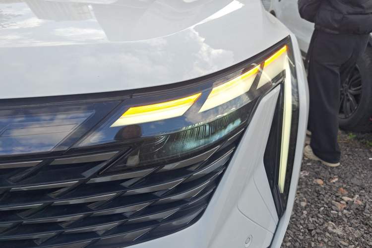 Used Geely Auto FX11 2023 1.5TD DCT Prestige Edition