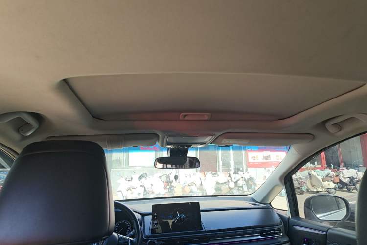 Used Honda Elysion 2022 2.0L eHEV Luxury First Edition
