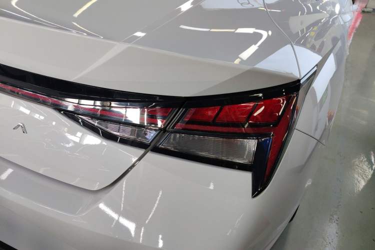 Used Hyundai Elantra 2022 1.5L CVT LUX Prestige Edition
