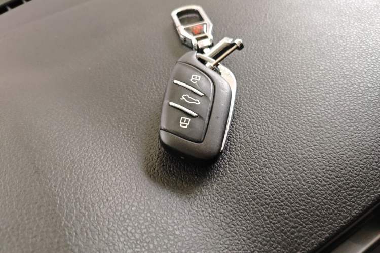 Used Roewe RX3 2020 1.6L CVT 4G Connected Ultra-Fun Elite Edition
