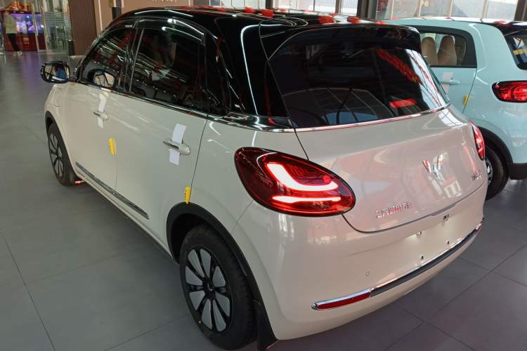 Used Wuling Bingo 2024 333 km Enjoyment Version
