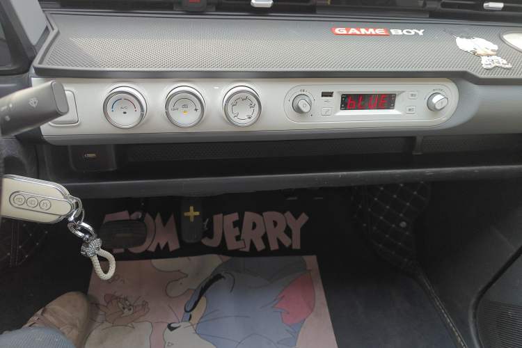 Used Wuling Hongguang MINIEV 2022 GAMEBOY 200km Gaming Edition with Lithium Iron Phosphate
