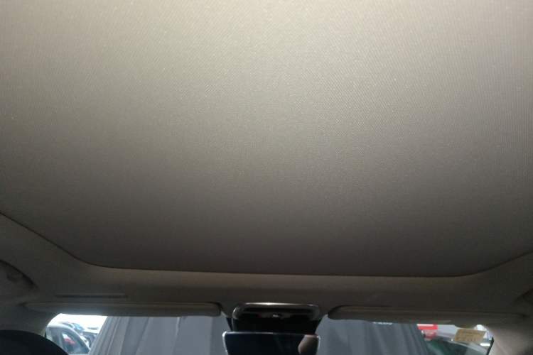 Used Lynk & Co 02 2018 1.5T DCT Two-Wheel Drive Zhaopu Version China V Standard
