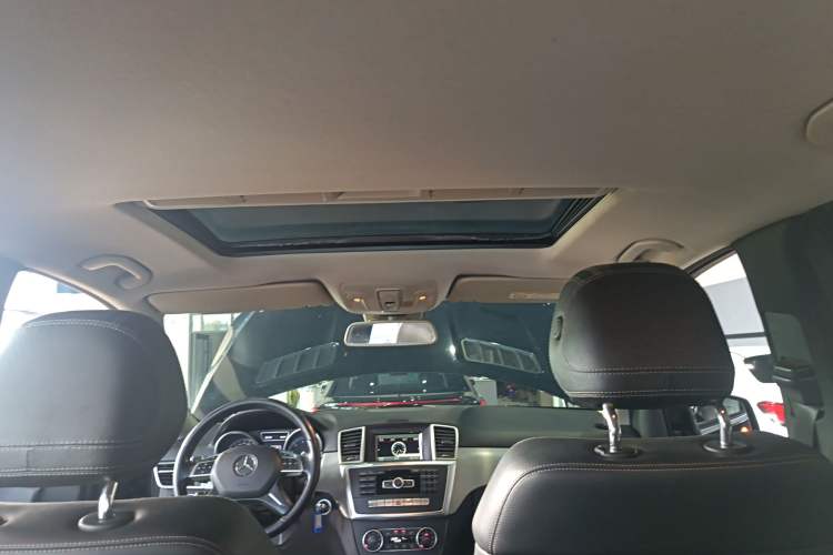 Used Mercedes-Benz M-Class 2015 ML 320 4MATIC