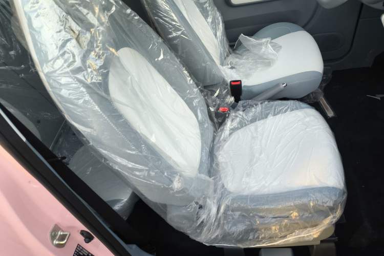 Used Bestune Pony 2024 170km Range Energizing Horse