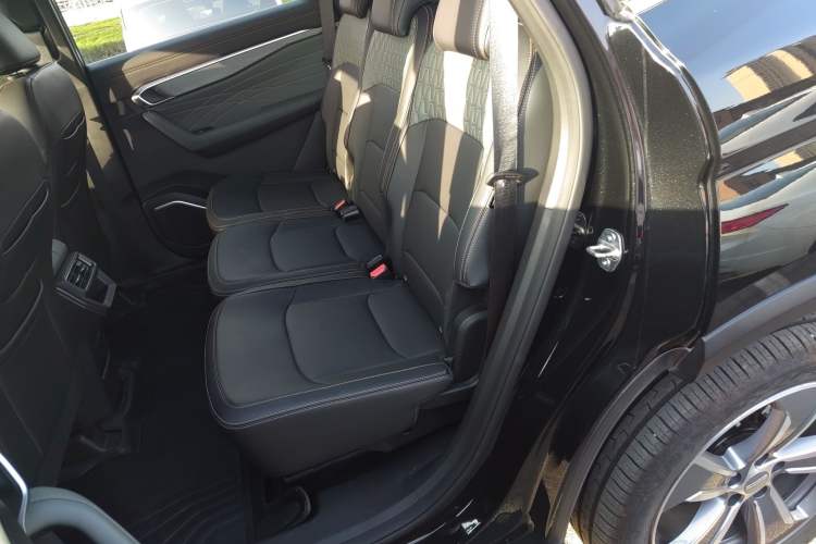 Used Geely Auto Haoyue L 2024 2.0T DCT Prestige Version
