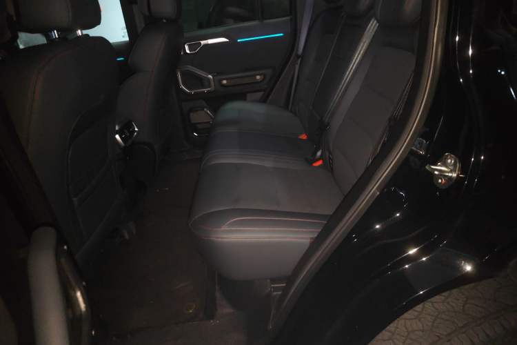 Used JETOUR Traveler 2023 2.0T All-Wheel Drive CrossPRO+
