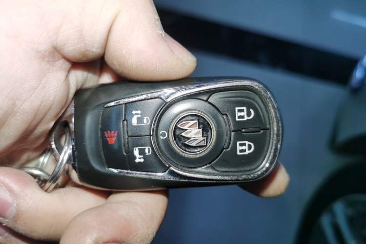 Used Buick GL8 2023 ES Lu Zun Deluxe Model
