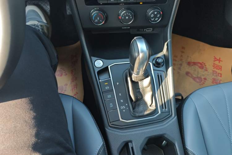 Used Volkswagen Lavida 2024 1.5L Automatic Starry Sky 5 Million Edition
