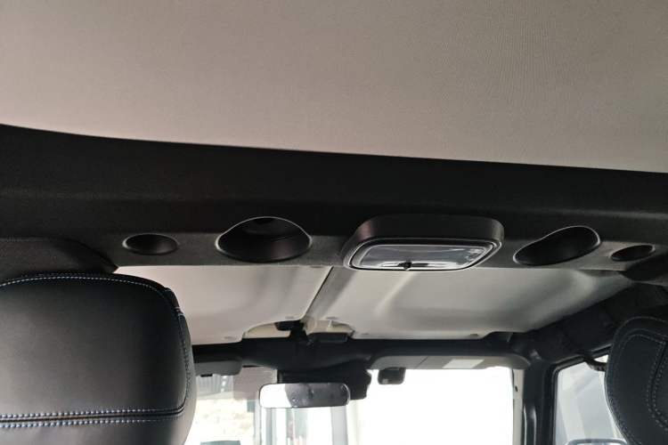 Used  BJ40 2023 2.0D Automatic Four-Wheel Drive Blade Hero Edition Adventurer Type