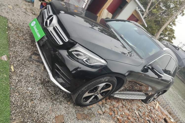 Used Mercedes-Benz GLC 2018 GLC 260 4MATIC Luxury Model