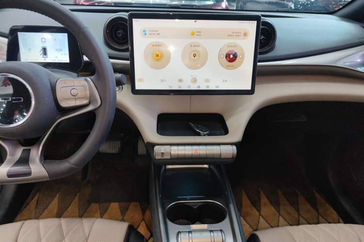 Used BYD Dolphin 2021 405 km Fashion Edition
