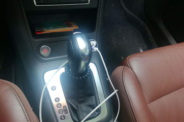 Used Volkswagen Tiguan L 2015 1.8TSI Automatic Two-Wheel Drive Luxury Model