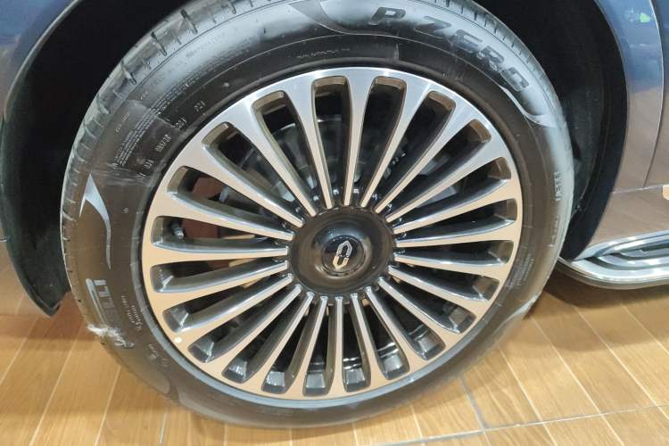 Used Hima AITO M9 2024 Range-Extended Ultra Version 42 kWh 6-Seater Model
