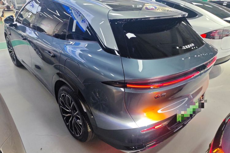 Used Zeekr 7X 2025 75 kWh Rear-Wheel Drive Intelligent Driving Version
