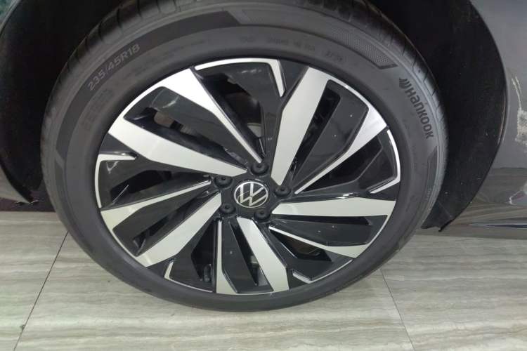 Used Volkswagen Passat 2025 Premium Version 380TSI Dragon Edition