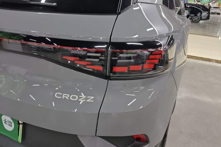 Used Volkswagen ID.4 CROZZ 2022 Long-Range PURE+ Edition
