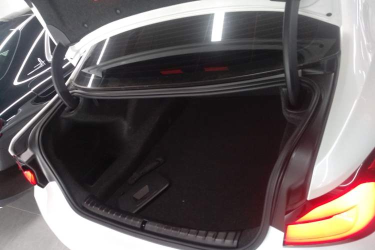 Used BMW 5 Series 2022 Second Facelift 525Li M Sport Package
