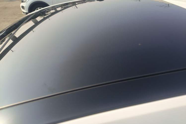 Used Volkswagen Golf 2017 1.6L Automatic Comfort Million-Vehicle Anniversary Edition
