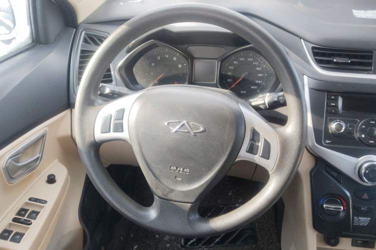 Used Chery Fengyun 2 2013 Hatchback 1.5L Manual Kuaiyi Edition
