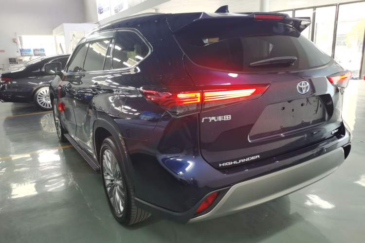 Used Toyota Highlander 2022 Dual-Engine 2.5L Four-Wheel Drive Prestige Version 7 Seats