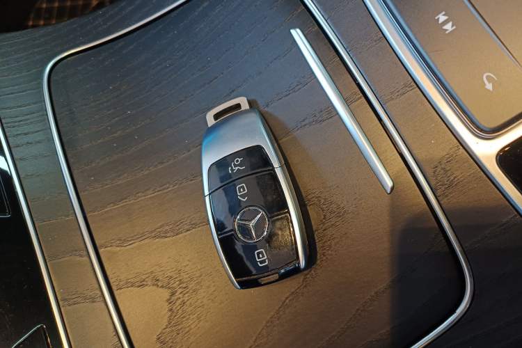 Used Mercedes-Benz E-Class 2021 Restyled E 300 L Sport Luxury Edition