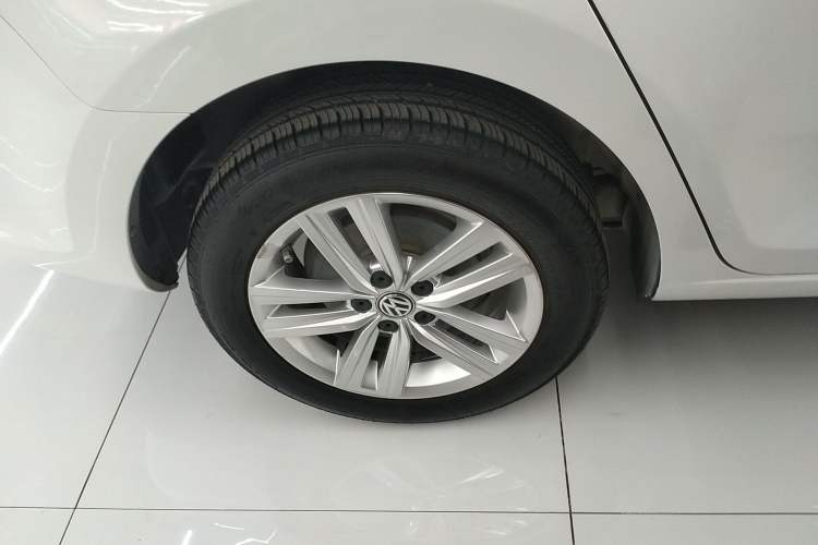 Used Volkswagen Santana 2015 Haval H6 1.6L Automatic Comfort Model
