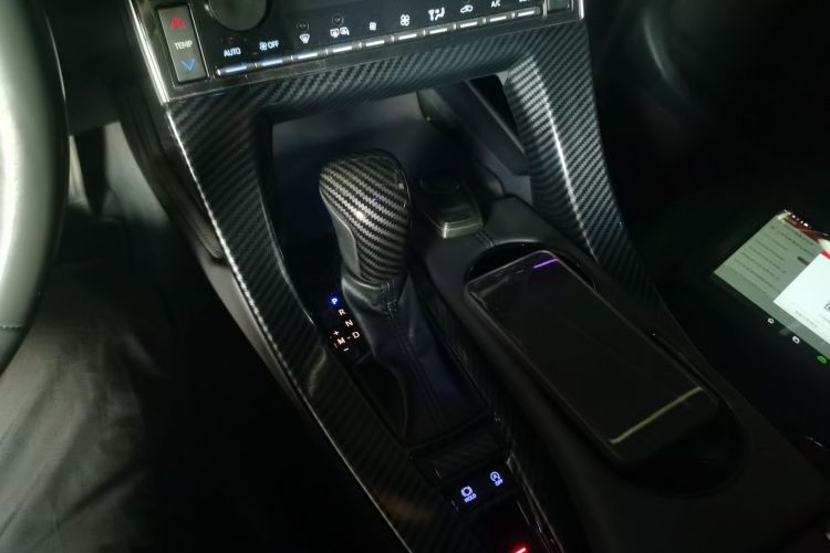 Used Toyota Avalon 2019 2.0L XLE Premium Edition China VI