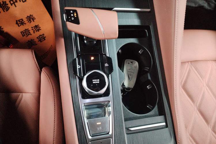 Used Changan CS75 PLUS 2023 3rd Generation 1.5T Automatic Prestige Model
