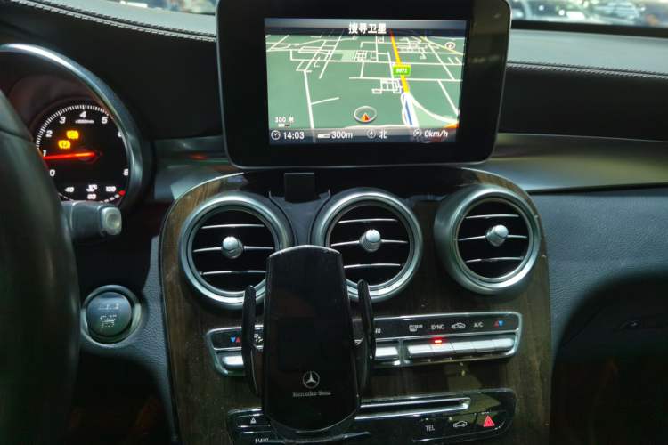 Used Mercedes-Benz GLC 2019 Facelift GLC 260 L 4MATIC Luxury Model