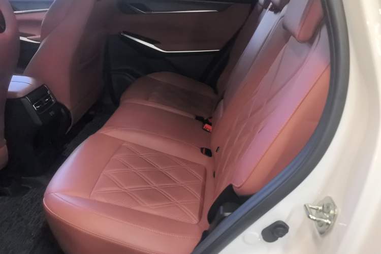 Used Changan CS75 PLUS 2023 3rd Generation 1.5T Automatic Prestige Model
