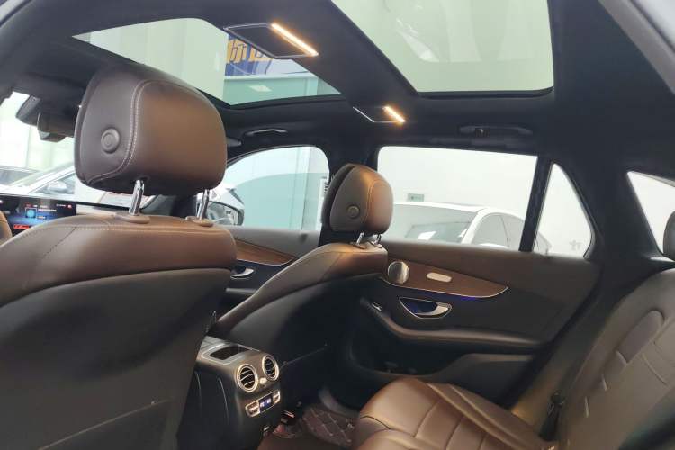 Used Mercedes-Benz GLC 2021 GLC 300 L 4MATIC Dynamic Model