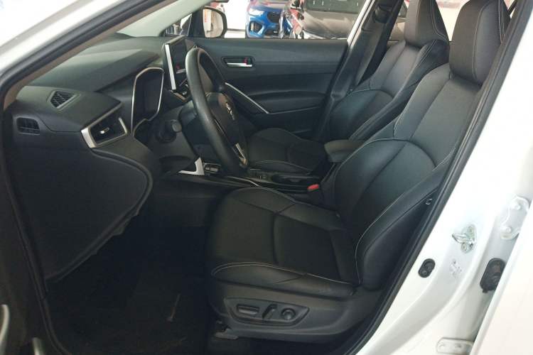 Used Toyota FRONTLANDER 2022 2.0L CVT Luxury PLUS Edition