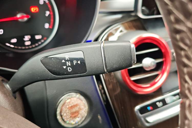 Used Mercedes-Benz GLC 2018 GLC 260 4MATIC Luxury Model