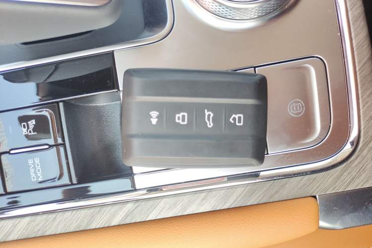 Used Tank 500 New Energy 2025 Hi4-Z
