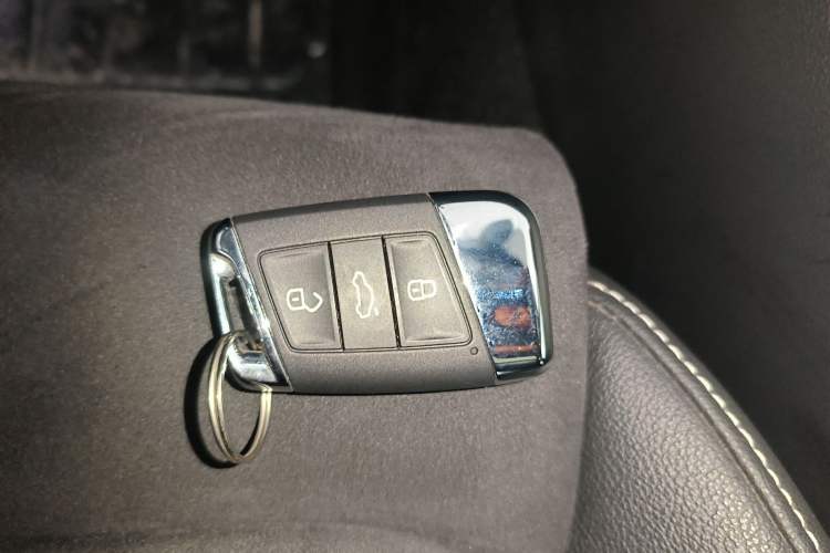 Used Volkswagen Magotan 2021 330TSI DSG 30th Anniversary Edition
