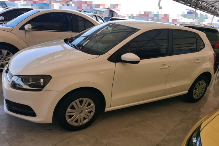 Used Volkswagen Polo 2014 1.4L Manual Fashion Edition
