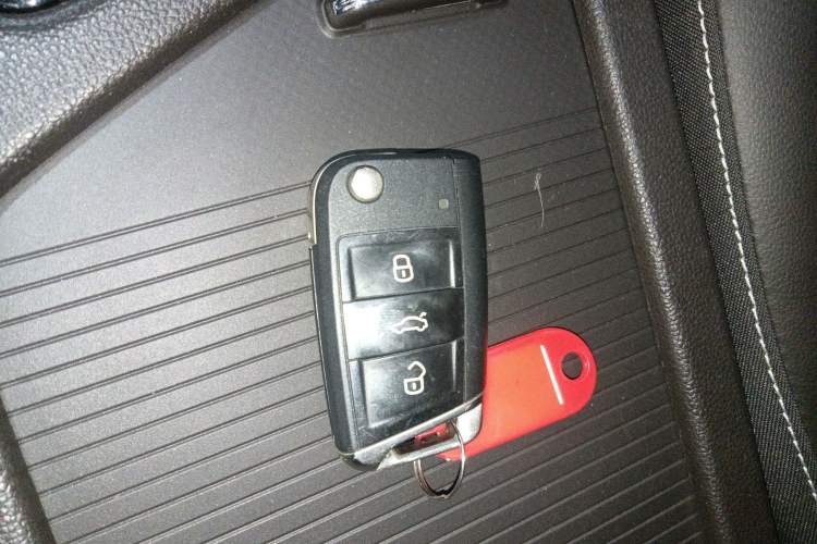 Used Volkswagen Tiguan L 2017 330TSI Automatic Two-Wheel Drive Flagship Edition
