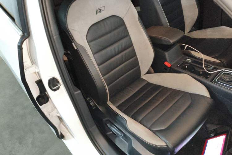 Used Volkswagen Golf 2019 280TSI DSG R-Line Model China V Standard