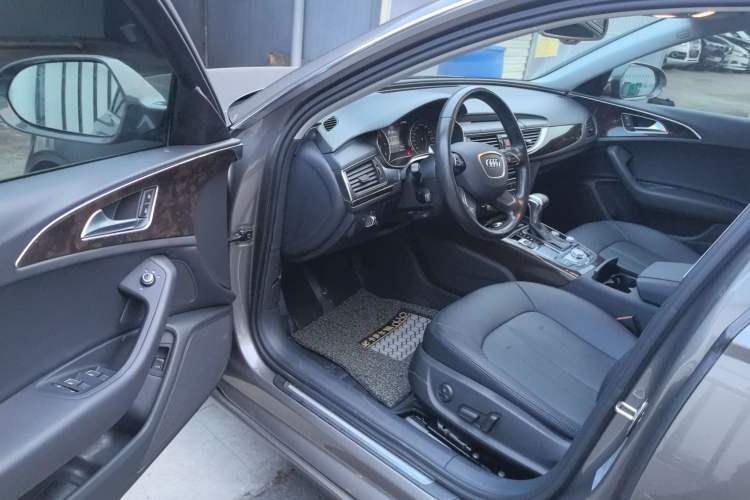 Used Audi A6L 2015 TFSI Millionth Anniversary Intelligent Model
