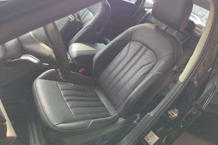 Used Volkswagen Passat 2022 330TSI Elite Edition
